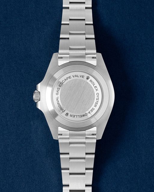 Rolex Sea-Dweller 126600 Image 2